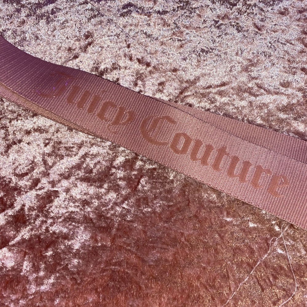 Juicy Couture Taffy Bag - Picture 2 of 7